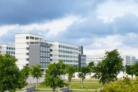 o_1ce3a5c1i1rb0kpmv161n5o1cgr9.jpg o_1ce3a5c1i1rb0kpmv161n5o1cgr9.jpg