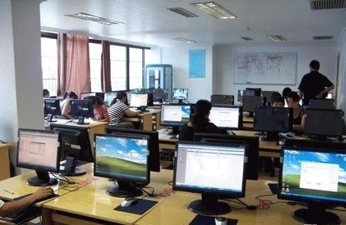 深圳华强北最优惠的电脑培训