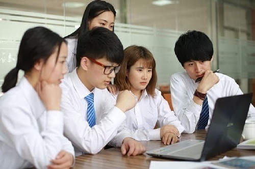 南昌工创技工学校电子商务(自媒体运营方向)专业